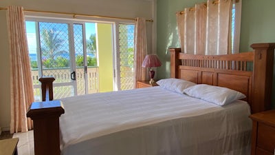1-Bedroom Suite